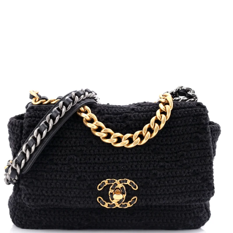 Women's Shoulder Bag with Faux Fur Strap in White for Winter Style19 Flap Bag Crochet Medium