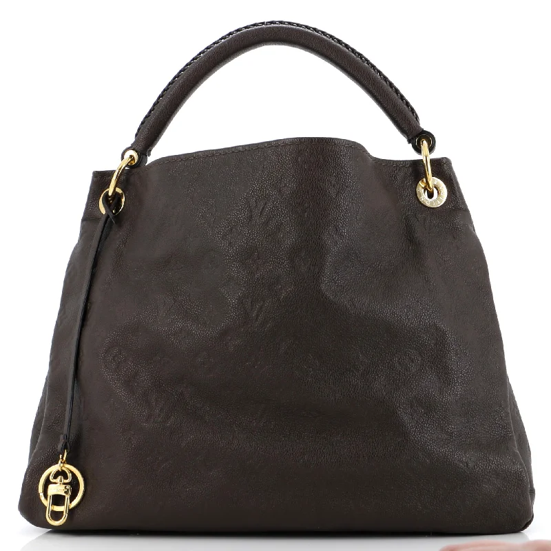 Quilted Shoulder Bag in Cream for a Classic and Elegant LookArtsy Handbag Monogram Empreinte Leather MM Quilted Shoulder Bag in Cream for a Classic and Elegant LookArtsy Handbag Monogram Empreinte Leather MM