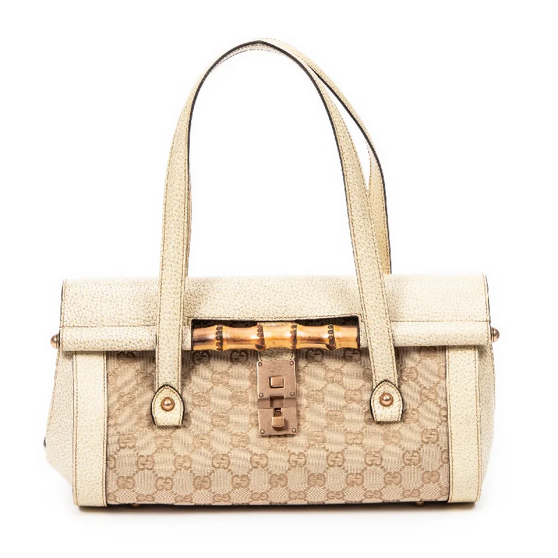 Faux Fur - Trimmed Tote Bag in White for a Cozy Winter LookBamboo Bullet Tote