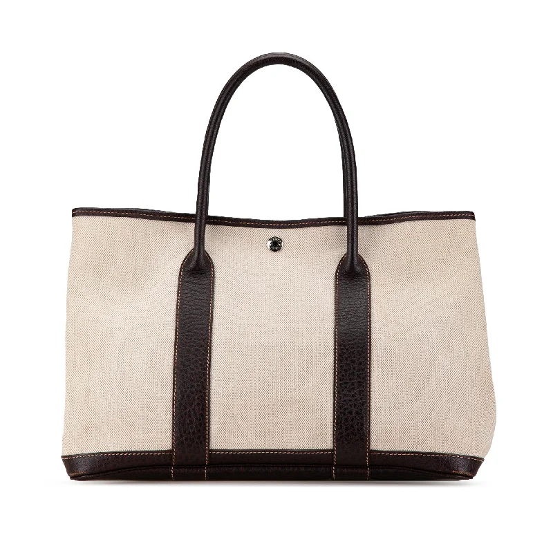 Quilted Tote Bag in Cream with Silver Hardware for a Classic and Sophisticated StyleBeige Hermès Toile and Negonda Garden Party 36 Tote Bag Quilted Tote Bag in Cream with Silver Hardware for a Classic and Sophisticated StyleBeige Hermès Toile and Negonda Garden Party 36 Tote Bag