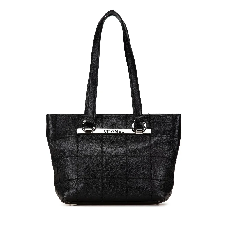Women's Tote Bag with Magnetic Closure in Orange for Easy Access on the GoBlack Chanel Caviar Choco Bar Tote Women's Tote Bag with Magnetic Closure in Orange for Easy Access on the GoBlack Chanel Caviar Choco Bar Tote