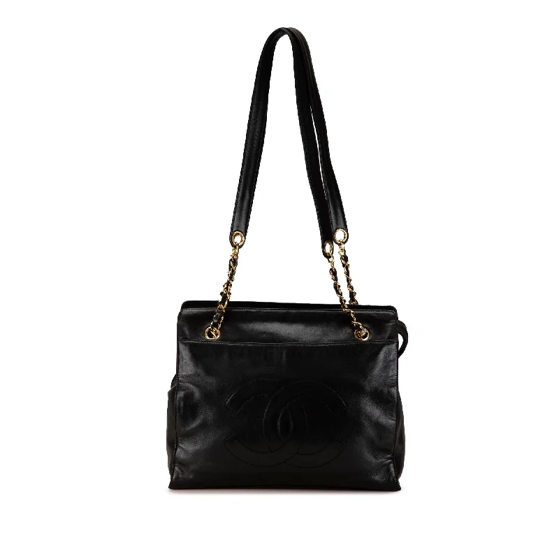 Women's Tote Bag with Detachable Pouch in Purple for Added ConvenienceBlack Chanel CC Lambskin Chain Tote Women's Tote Bag with Detachable Pouch in Purple for Added ConvenienceBlack Chanel CC Lambskin Chain Tote