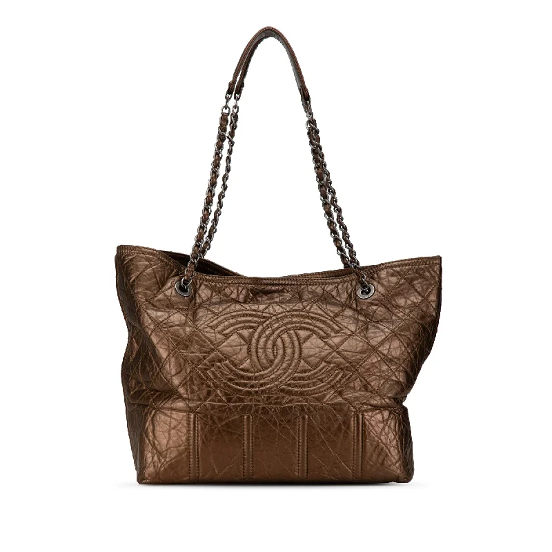 Geometric - Printed Tote Bag in Multicolor for a Contemporary and Trendy OutfitBrown Chanel Distressed Calfskin Shopping In Moscow Tote Geometric - Printed Tote Bag in Multicolor for a Contemporary and Trendy OutfitBrown Chanel Distressed Calfskin Shopping In Moscow Tote