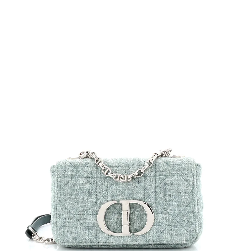 Women's Canvas Shoulder Bag in Navy with Striped Pattern for Beach TripsQuilted Shoulder Bag in Cream for a Classic and Elegant LookCaro Bag Macrocannage Quilt Linen Small Women's Canvas Shoulder Bag in Navy with Striped Pattern for Beach TripsQuilted Shoulder Bag in Cream for a Classic and Elegant LookCaro Bag Macrocannage Quilt Linen Small