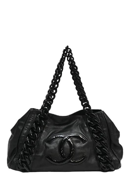 Small Vegan Leather Tote Bag in Blush Pink with Gold - Tone Hardware for a Feminine and Stylish Accessory[WB5773] Chanel | Tote Bag