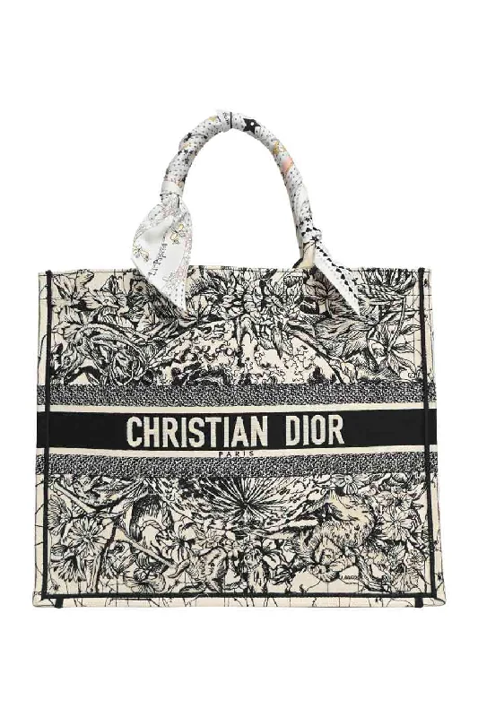 Small Vegan Leather Tote Bag in Blush Pink with Gold - Tone Hardware for a Feminine and Stylish Accessory[WB5540] Christian Dior | Tote Bag