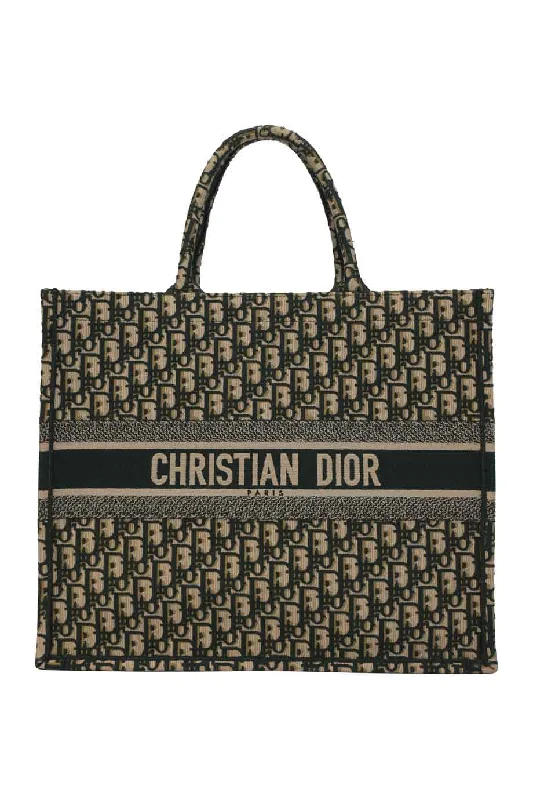 Medium - Sized Canvas Tote Bag in Navy Blue with Striped Pattern for a Nautical - Inspired Look[WB5996] Christian Dior | Tote Bag