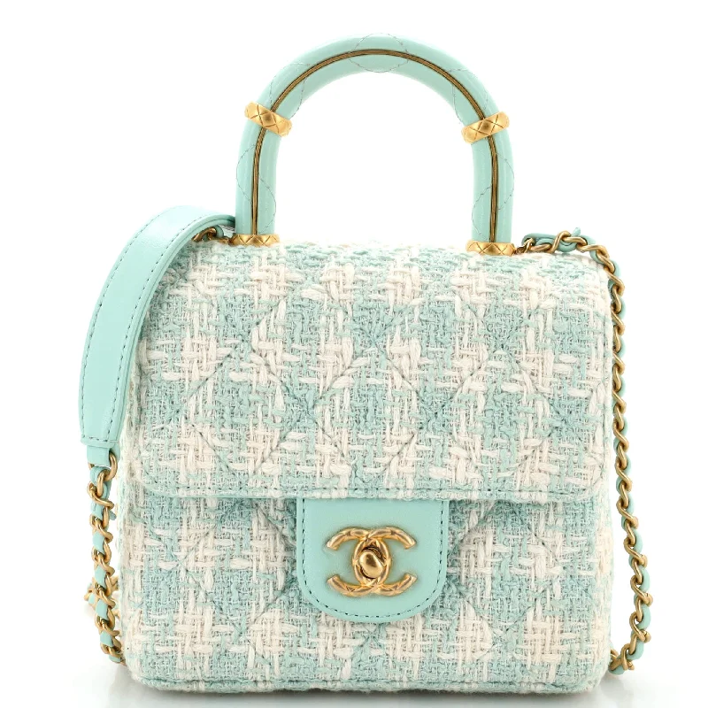 Metallic Shoulder Bag in Gold for Special OccasionsCrush Top Handle Flap Bag Quilted Tweed Mini
