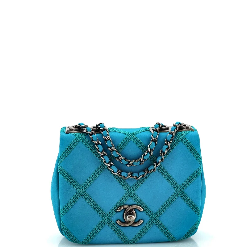 Women's Shoulder Bag with Fringe Details in Brown for a Bohemian StyleWomen's Shoulder Bag with Fringe Details in Brown for a Bohemian StyleDiamond Stitch Chain Flap Bag Quilted Nubuck Mini Women's Shoulder Bag with Fringe Details in Brown for a Bohemian StyleWomen's Shoulder Bag with Fringe Details in Brown for a Bohemian StyleDiamond Stitch Chain Flap Bag Quilted Nubuck Mini