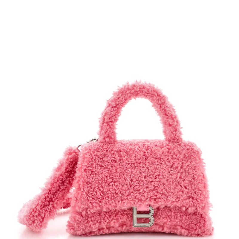 Suede Shoulder Bag in Pink with Tassel Accents for Casual OutingsQuilted Shoulder Bag in Cream for a Classic and Elegant LookFluffy Hourglass Top Handle Bag Faux Fur Medium Suede Shoulder Bag in Pink with Tassel Accents for Casual OutingsQuilted Shoulder Bag in Cream for a Classic and Elegant LookFluffy Hourglass Top Handle Bag Faux Fur Medium