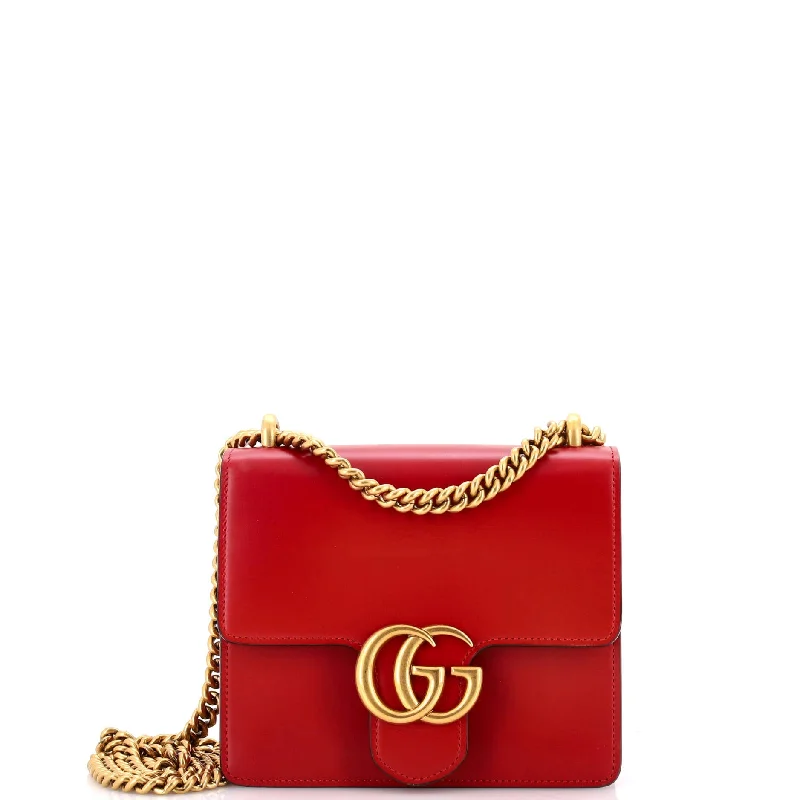 Pvc Shoulder Bag in Clear with Glitter for a Fun and Modern LookGG Marmont Chain Shoulder Bag Leather Small Pvc Shoulder Bag in Clear with Glitter for a Fun and Modern LookGG Marmont Chain Shoulder Bag Leather Small