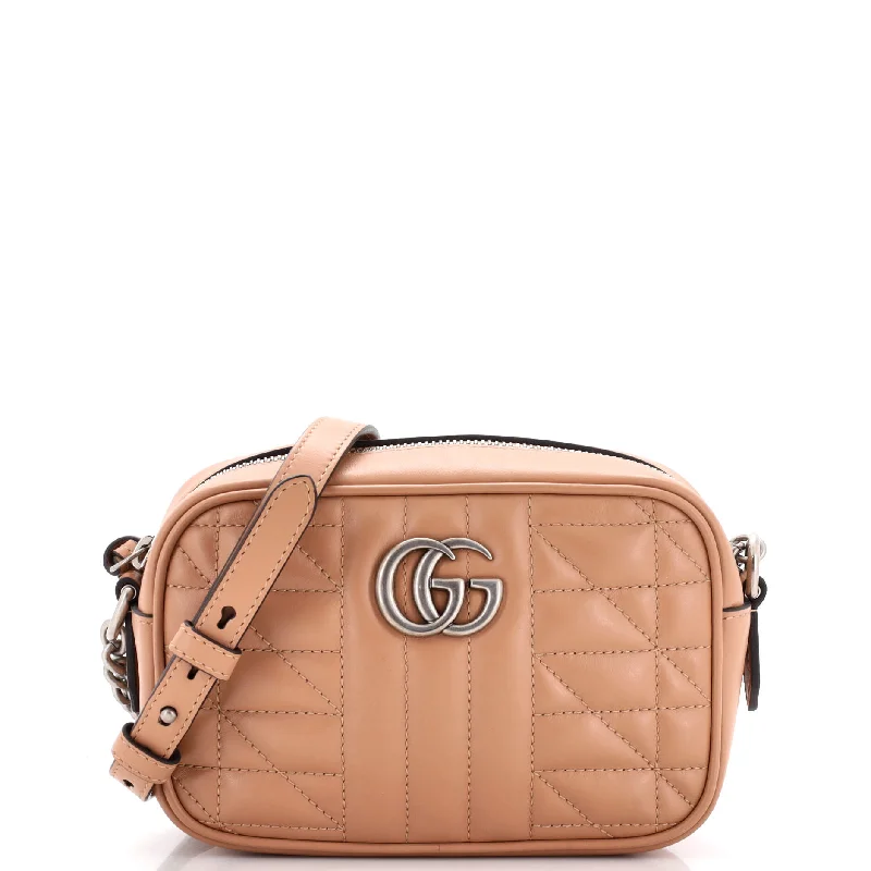 Crossbody Shoulder Bag in Black Leather with Gold Hardware for Night OutsGG Marmont Shoulder Bag Mixed Matelasse Leather Mini Crossbody Shoulder Bag in Black Leather with Gold Hardware for Night OutsGG Marmont Shoulder Bag Mixed Matelasse Leather Mini