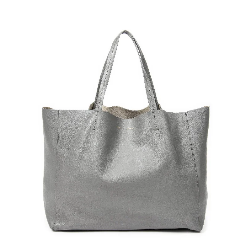 Women's Printed Tote Bag in Floral Patterns for a Spring - Themed Shopping TripFaux Fur - Trimmed Tote Bag in White for a Cozy Winter LookHorizontal Cabas Tote Women's Printed Tote Bag in Floral Patterns for a Spring - Themed Shopping TripFaux Fur - Trimmed Tote Bag in White for a Cozy Winter LookHorizontal Cabas Tote