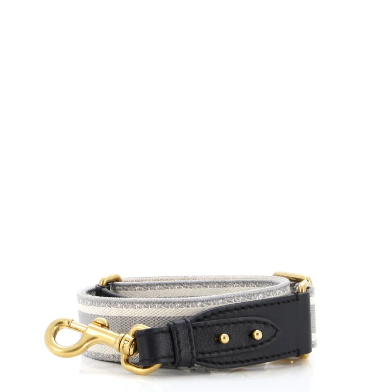 Pvc Shoulder Bag in Clear with Glitter for a Fun and Modern LookLogo Shoulder Strap Embroidered Canvas Thin Pvc Shoulder Bag in Clear with Glitter for a Fun and Modern LookLogo Shoulder Strap Embroidered Canvas Thin