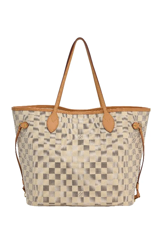 Quilted Tote Bag in Cream with Silver Hardware for a Classic and Sophisticated Style[WB5964] Louis Vuitton | Tote Bag