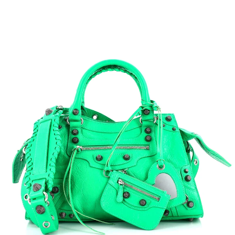 Women's Waterproof Nylon Shoulder Bag in Green for HikingNeo Cagole City Bag Leather Medium Women's Waterproof Nylon Shoulder Bag in Green for HikingNeo Cagole City Bag Leather Medium