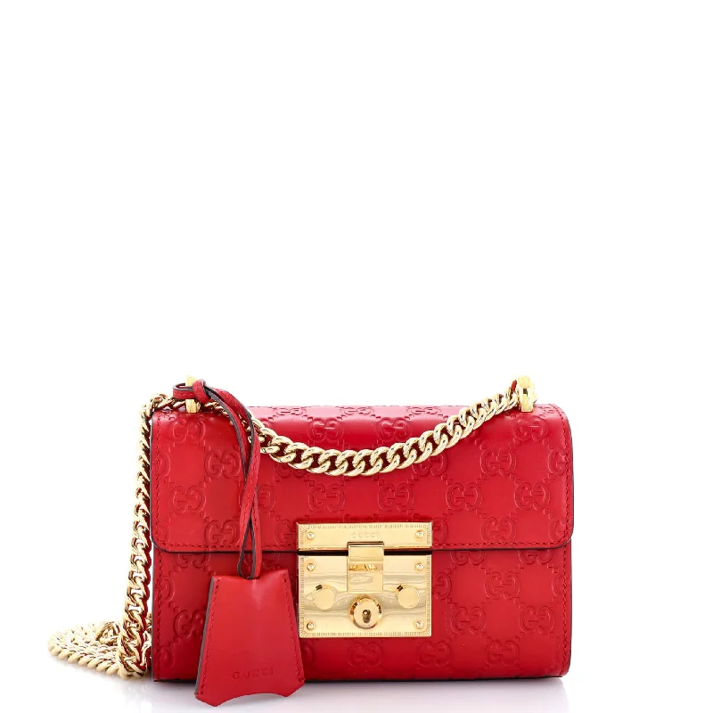 Shoulder Bag with Chain Strap in Silver for a Trendy AppearancePadlock Shoulder Bag Guccissima Leather Small Shoulder Bag with Chain Strap in Silver for a Trendy AppearancePadlock Shoulder Bag Guccissima Leather Small