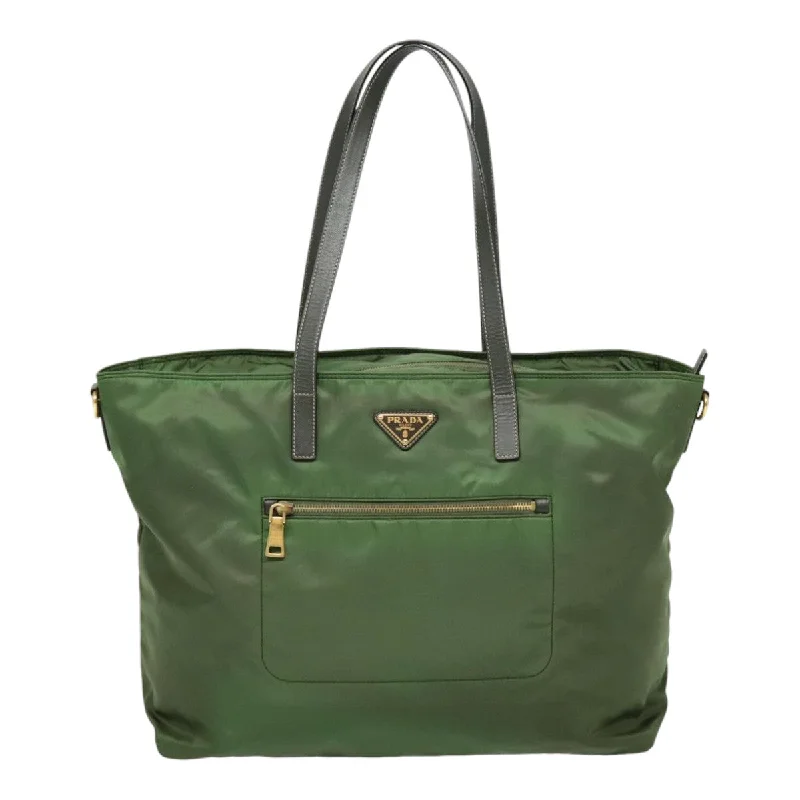 Quilted Tote Bag in Cream with Silver Hardware for a Classic and Sophisticated StylePrada Re-Edition  Synthetic Tote Bag (Pre-Owned)