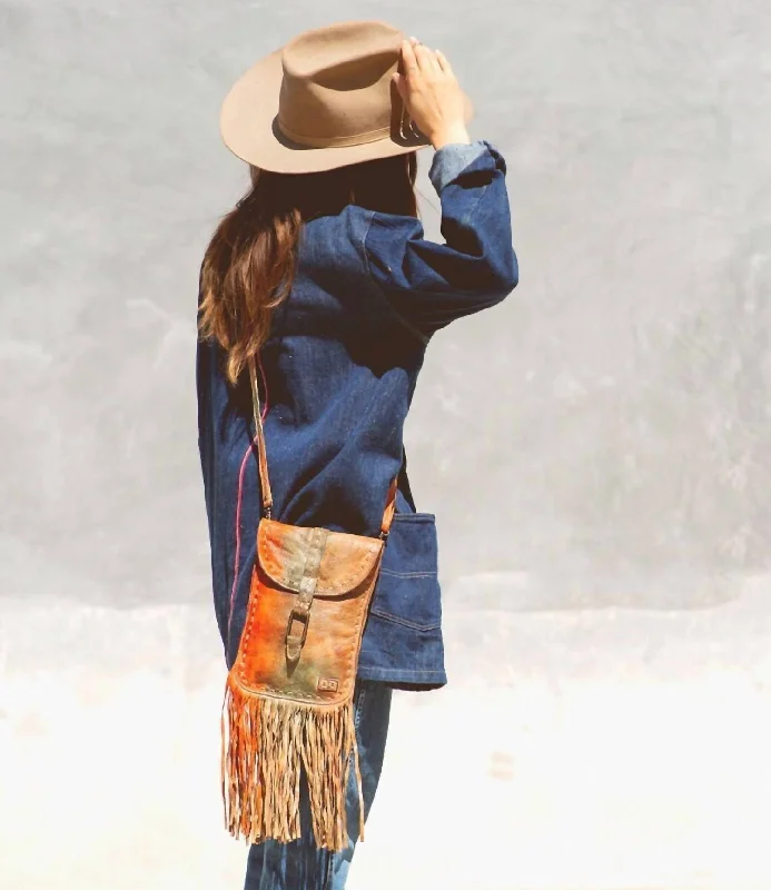 Women's Tote Bag with Magnetic Closure in Orange for Easy Access on the GoSandy Lane Bag In Ombre Women's Tote Bag with Magnetic Closure in Orange for Easy Access on the GoSandy Lane Bag In Ombre