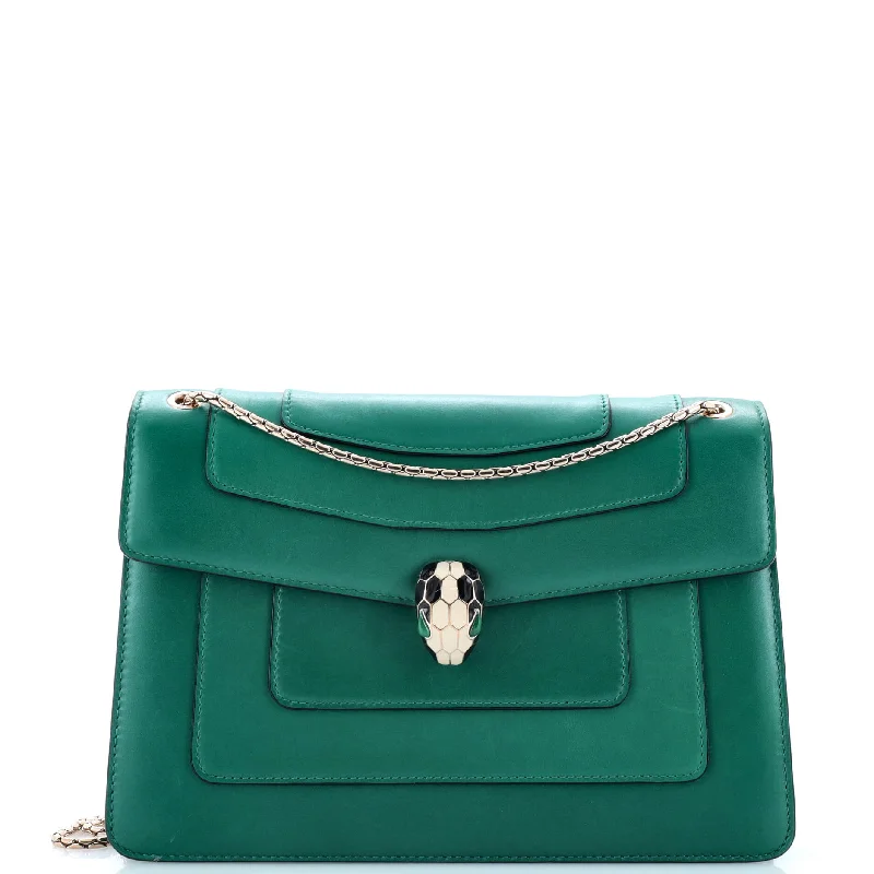 Shoulder Bag with Chain Strap in Silver for a Trendy AppearanceSerpenti Forever Square Shoulder Bag Leather Medium Shoulder Bag with Chain Strap in Silver for a Trendy AppearanceSerpenti Forever Square Shoulder Bag Leather Medium