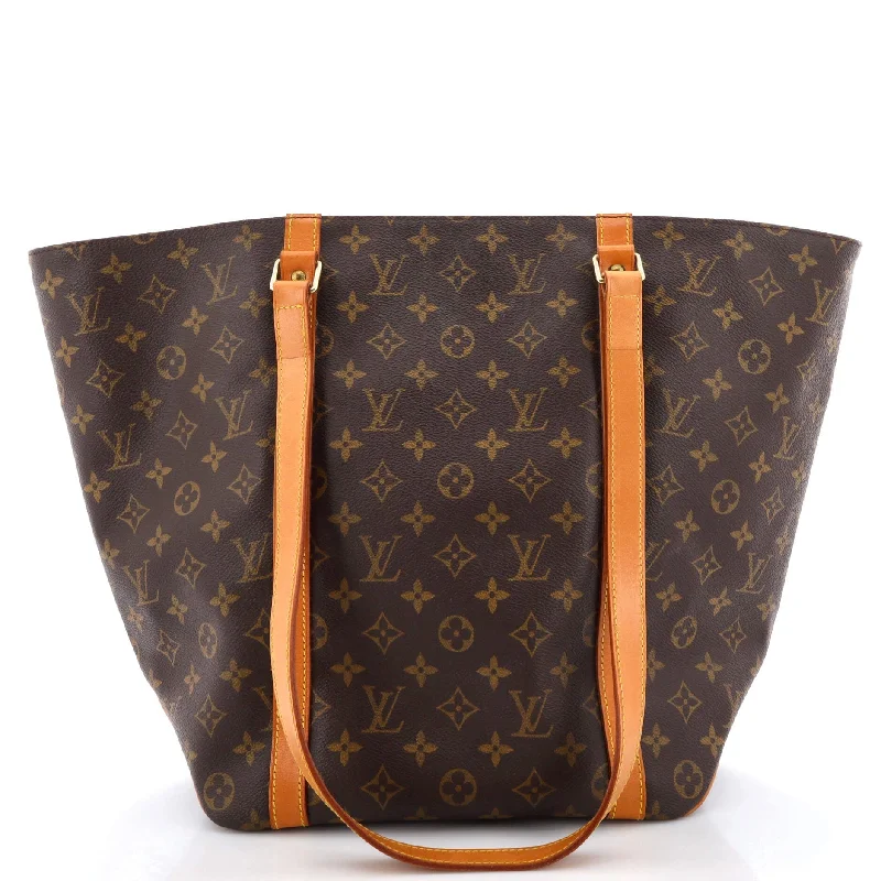 Metallic Shoulder Bag in Gold for Special OccasionsShopping Sac Handbag Monogram Canvas MM