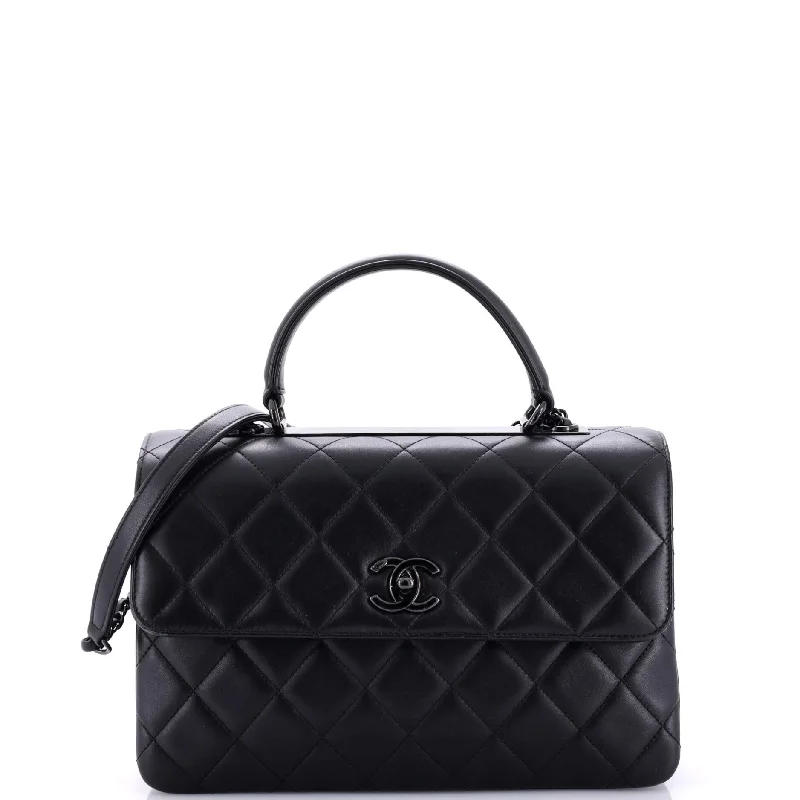 Shoulder Bag with Chain Strap in Silver for a Trendy AppearanceSo Black Trendy CC Top Handle Bag Quilted Lambskin Small Shoulder Bag with Chain Strap in Silver for a Trendy AppearanceSo Black Trendy CC Top Handle Bag Quilted Lambskin Small