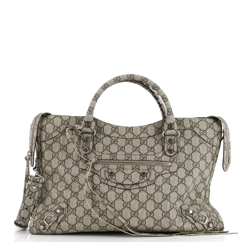 Women's Waterproof Nylon Shoulder Bag in Green for HikingShoulder Bag with Chain Strap in Silver for a Trendy Appearancex Balenciaga The Hacker Project Neo Classic City Bag GG Coated Canvas Medium