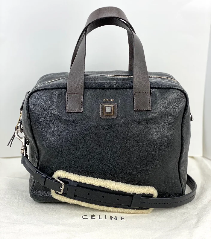Waterproof Nylon Crossbody Bag in Navy Blue for Outdoor Hiking TripsCeline Black Leather Handle Bag Vintage Briefcase messenger Bag Waterproof Nylon Crossbody Bag in Navy Blue for Outdoor Hiking TripsCeline Black Leather Handle Bag Vintage Briefcase messenger Bag