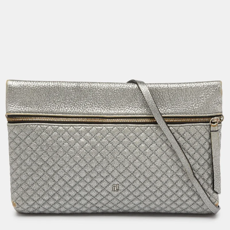 Waterproof Nylon Crossbody Bag in Navy Blue for Outdoor Hiking TripsCh Carolina Herrera Metallic Silver Quilted Leather Front Zip Crossbody Bag Waterproof Nylon Crossbody Bag in Navy Blue for Outdoor Hiking TripsCh Carolina Herrera Metallic Silver Quilted Leather Front Zip Crossbody Bag