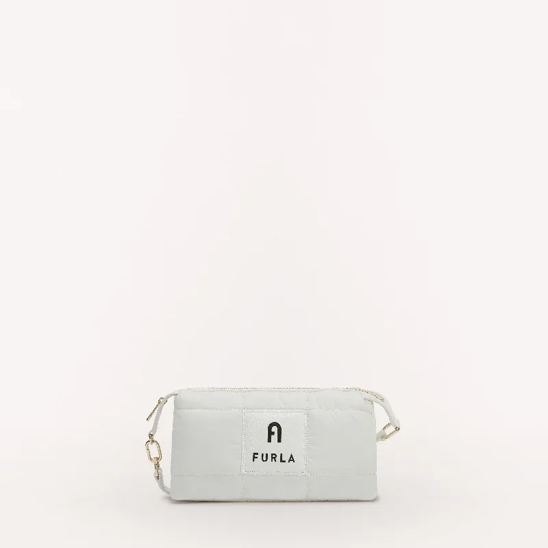 Women's Crossbody Bag with Chain Strap in Gold for a Glamorous TouchFurla FURLA PIUMA Mini Bag L Women's Crossbody Bag with Chain Strap in Gold for a Glamorous TouchFurla FURLA PIUMA Mini Bag L