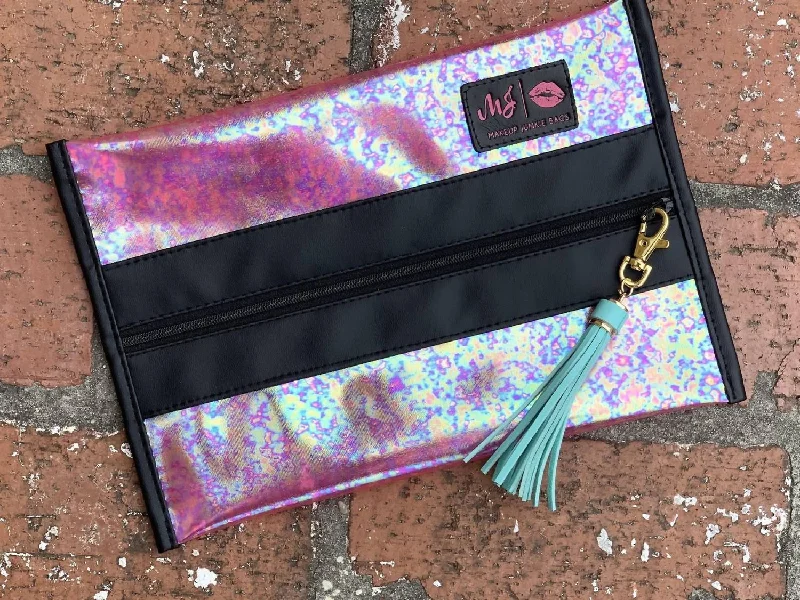 Medium - sized Canvas Crossbody Bag in Beige with Floral Print for Spring OutingsIn The Clear Iridescent Bag In Pink Medium - sized Canvas Crossbody Bag in Beige with Floral Print for Spring OutingsIn The Clear Iridescent Bag In Pink