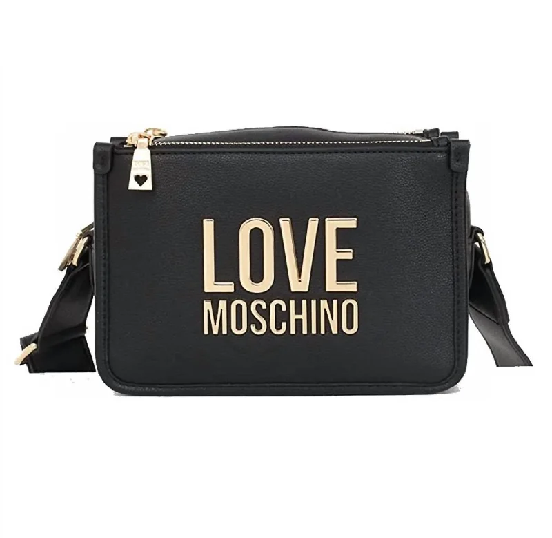 Quilted Leather Crossbody Bag in Cream for a Classic and Elegant AppearanceLeather Gold Logo Crossbody Messenger Handbag In Black Quilted Leather Crossbody Bag in Cream for a Classic and Elegant AppearanceLeather Gold Logo Crossbody Messenger Handbag In Black