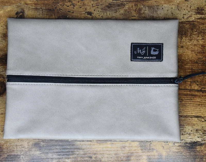 Quilted Leather Crossbody Bag in Cream for a Classic and Elegant AppearanceMan Junk Bag In Debonair Quilted Leather Crossbody Bag in Cream for a Classic and Elegant AppearanceMan Junk Bag In Debonair