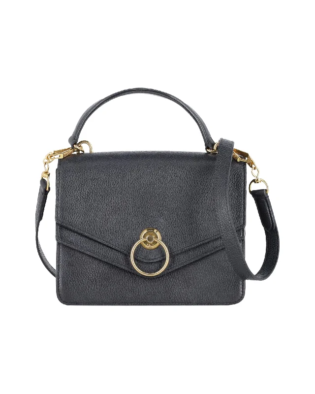 Quilted Leather Crossbody Bag in Cream for a Classic and Elegant AppearanceMulberry Harlow Satchel Crossbody Bag in Black Grained Leather Quilted Leather Crossbody Bag in Cream for a Classic and Elegant AppearanceMulberry Harlow Satchel Crossbody Bag in Black Grained Leather