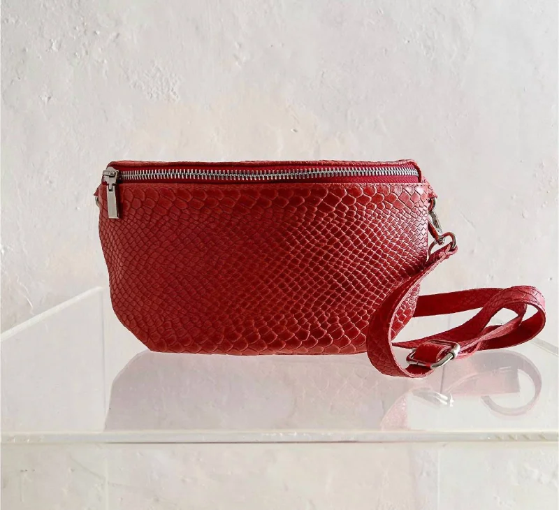 Women's Crossbody Bag with Multiple Compartments in Gray for Organized Daily UseThe Shelly Phyton In Red Women's Crossbody Bag with Multiple Compartments in Gray for Organized Daily UseThe Shelly Phyton In Red