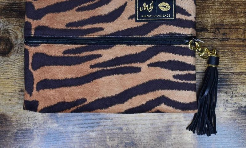 Embroidered Silk Crossbody Bag in Purple for Formal Events and WeddingsTigress Label Bag In Gold Embroidered Silk Crossbody Bag in Purple for Formal Events and WeddingsTigress Label Bag In Gold