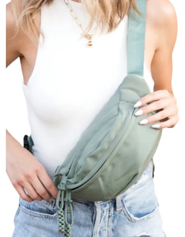 Waterproof Nylon Crossbody Bag in Navy Blue for Outdoor Hiking TripsWomen's Evie Nylon Belt Bag In Sage Waterproof Nylon Crossbody Bag in Navy Blue for Outdoor Hiking TripsWomen's Evie Nylon Belt Bag In Sage